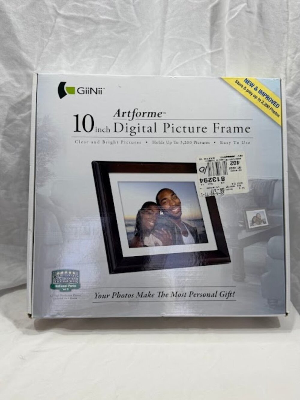 10 Inch Digital Picture Frame New In Box Made By Artforme GiiNii